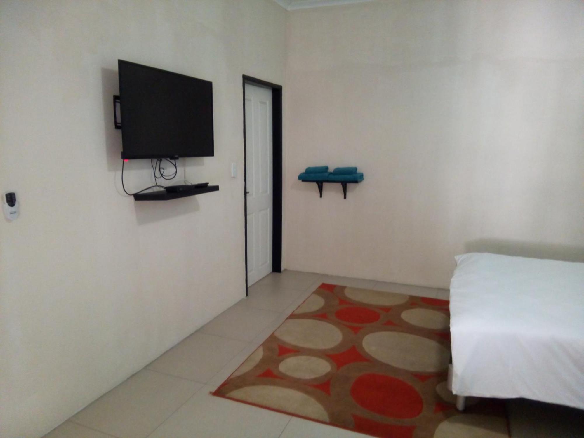 Afrikawisa At O.R. Tambo International Airport Bed and Breakfast Kempton Park Kamer foto
