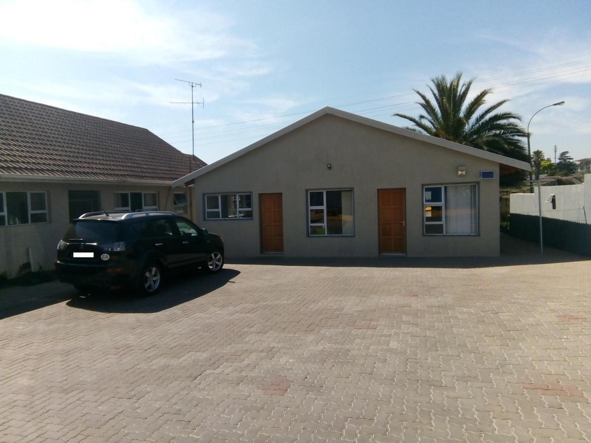 Afrikawisa At O.R. Tambo International Airport Bed and Breakfast Kempton Park Buitenkant foto